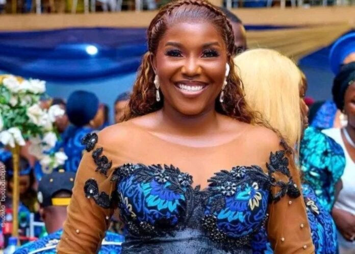 They Are Fighting Me – Biola Bayo Cries Out After Losing Three Instagram Accounts