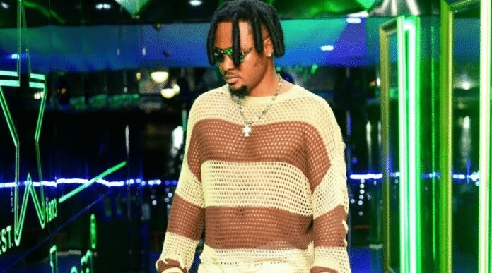 Popular Nigerian Singer Shot Dead In Lagos