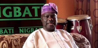 Veteran Fuji Singer Dies