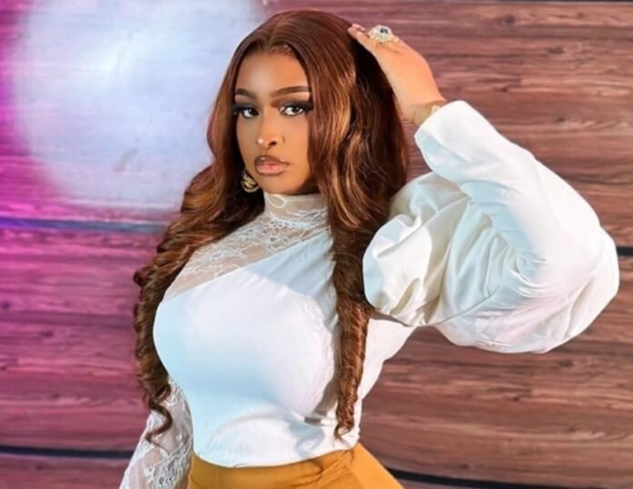 I’ll Wake Up And Slap You – Etinosa Warns Against Posting Her Private DMs After Death